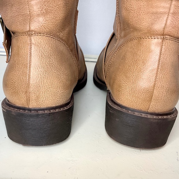 Torrid Buckle Moto Boots Size 8 Wide Tan Wide Calf Knee High Boot - Picture 11 of 14